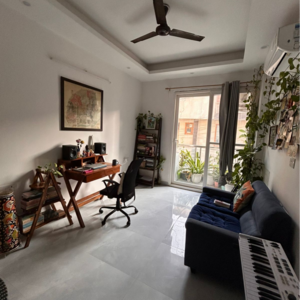 Gym in 2 BHK Builder Floor at Malviya Nagar – for Sale