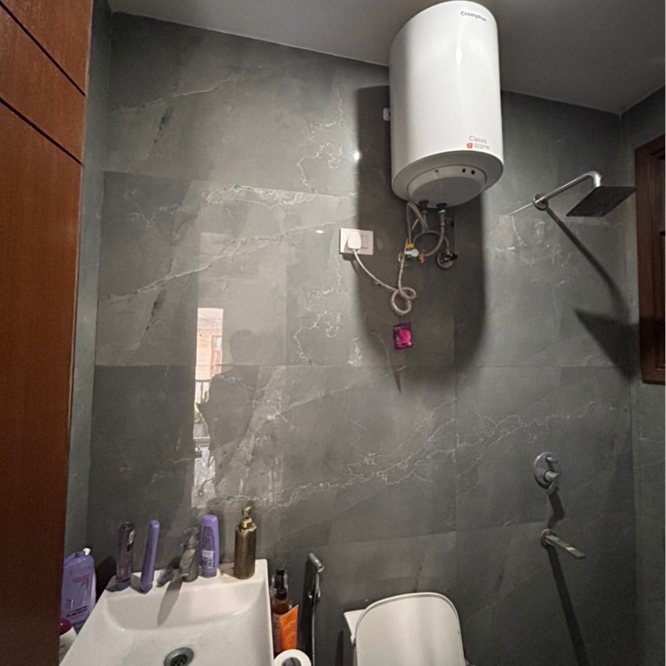 Bathroom, malviya nagar 2 Bedroom 900 Sq.Ft. Builder Floor In Malviya Nagar Delhi 9667103