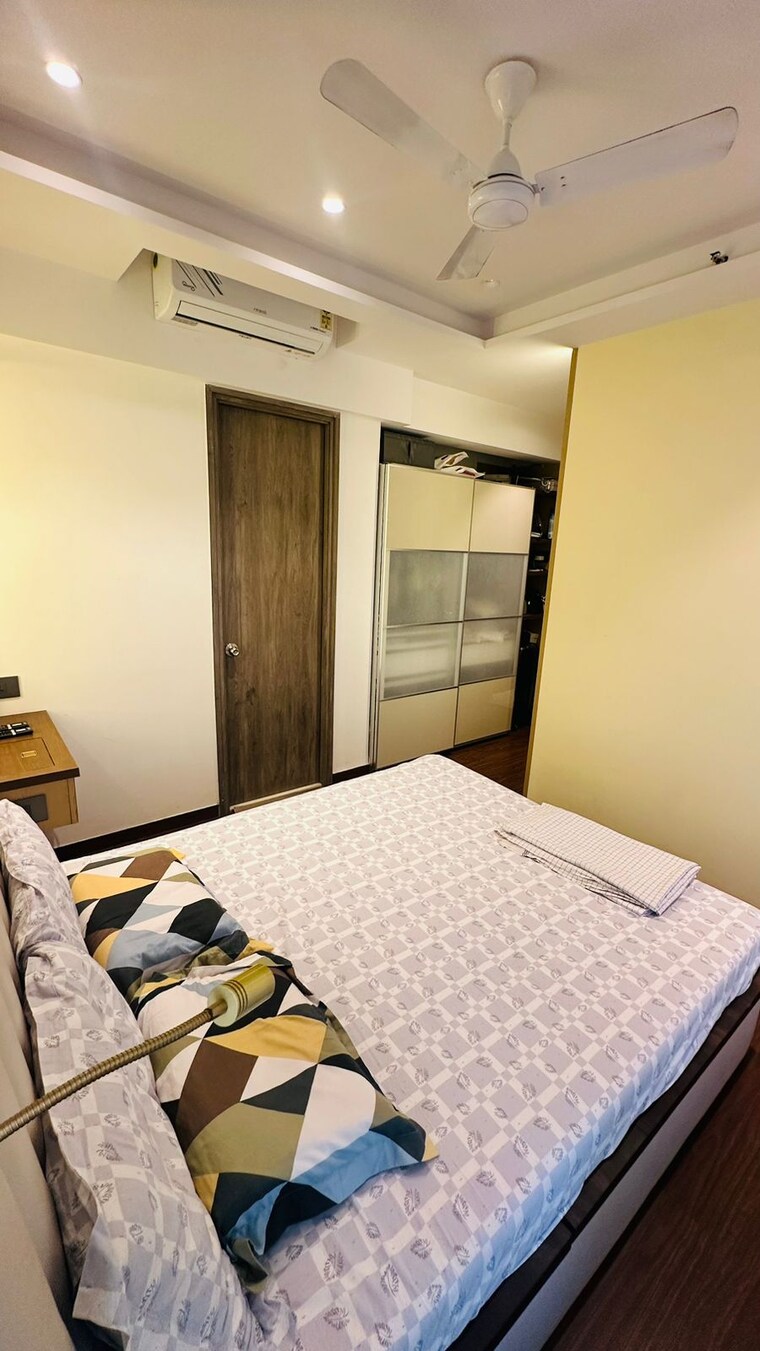 Bedroom, raymond-ten-x-habitat 2 Bedroom 640 Sq.Ft. Apartment In Pokhran Road No Two Thane 9667105