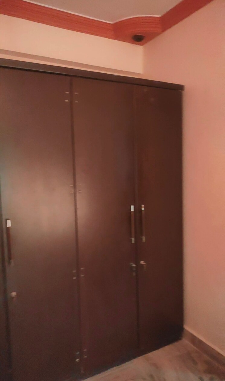 Cupboard, sohini-apartment 1 RK 350 Sq.Ft. Apartment In Santacruz East Mumbai 9667136