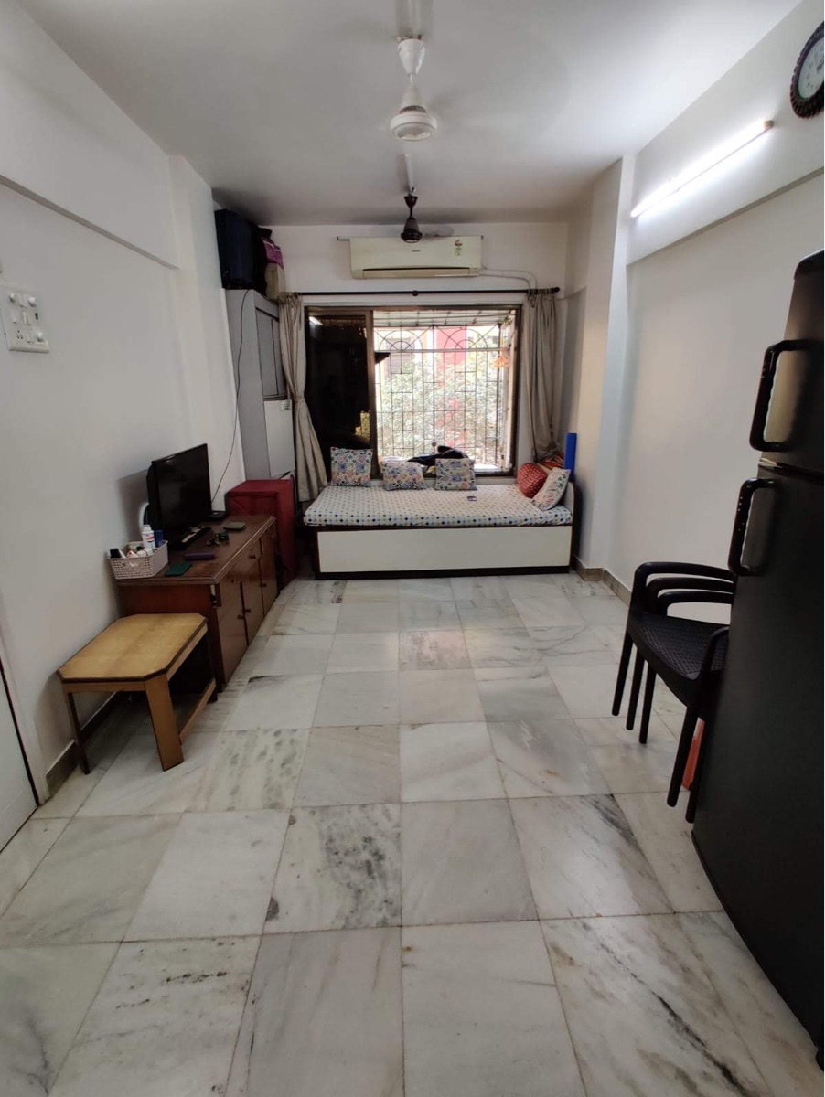 1 RkApartment For Rent in Borivali West