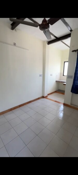 Room in 1 RK Builder Floor at Sai Kutir Sector 49, Sector 49 – for Rent