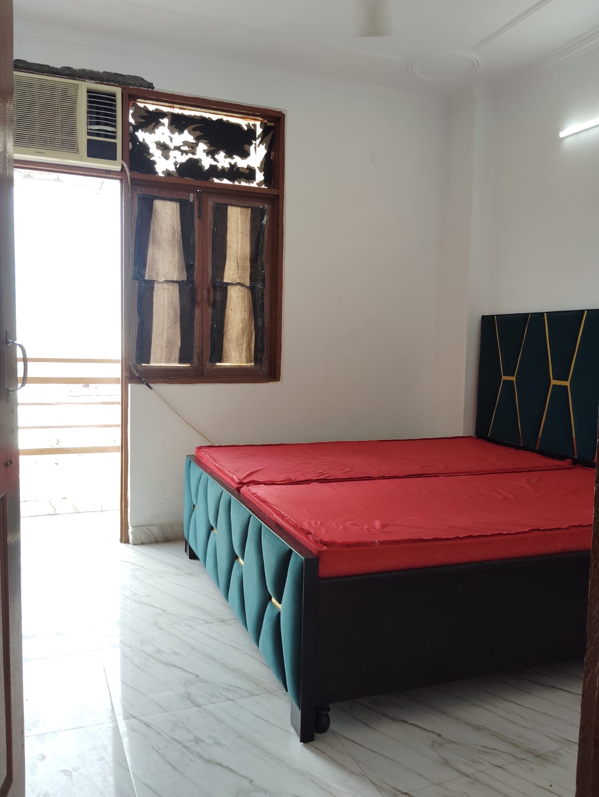 1 BHK + Study Room Builder Floor For Rent in Saket