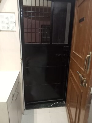 Furnished Amenities in 2 BHK Apartment at Harsh Vihar, Aundh – for Rent