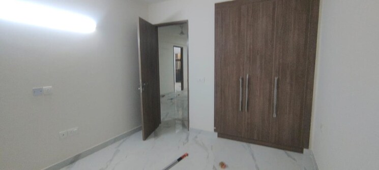 Room, smart-world-gems 2.5 Bedroom 1158 Sq.Ft. Apartment In Sector 89 Gurgaon 9667185