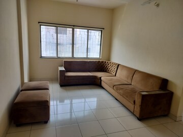 Living Room in 2 BHK Apartment at Kumar Padmalaya, Aundh – for Rent