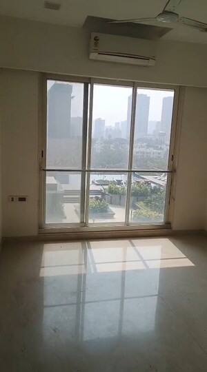 Room in 3 BHK Apartment at Ekta Tripolis, Goregaon West – for Rent