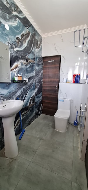 Attached Bathroom in 3 BHK Apartment at Pir Machalla – for Rent