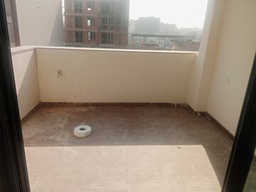  3 BHK Penthouse at Raja Park – for Sale