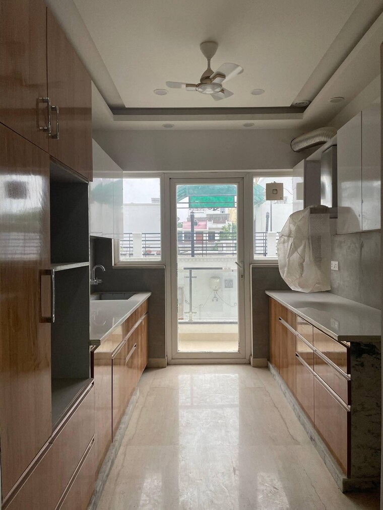 Kitchen, dlf-building-10 1 RK 452 Sq.Ft. Apartment In Dlf Phase ii Gurgaon 9667238