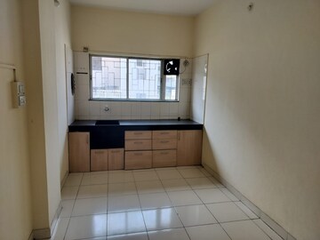 Master Bedroom in 2 BHK Apartment at Mahesh Paradise, Aundh – for Rent