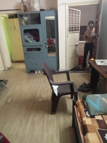 Master Bedroom in 1 BHK Apartment at Shri Ram Niwas, Aundh – for Rent