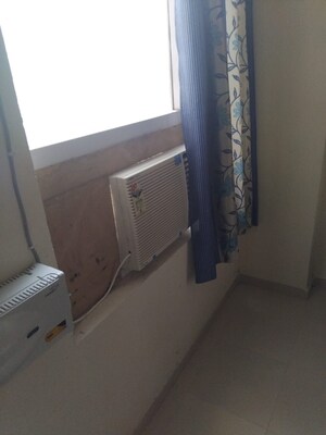 Furnished Amenities in 1 BHK Apartment at Auric City Homes, Sector 82 – for Rent