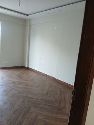 3.5 BHK Builder Floor For Rent in Sector 9