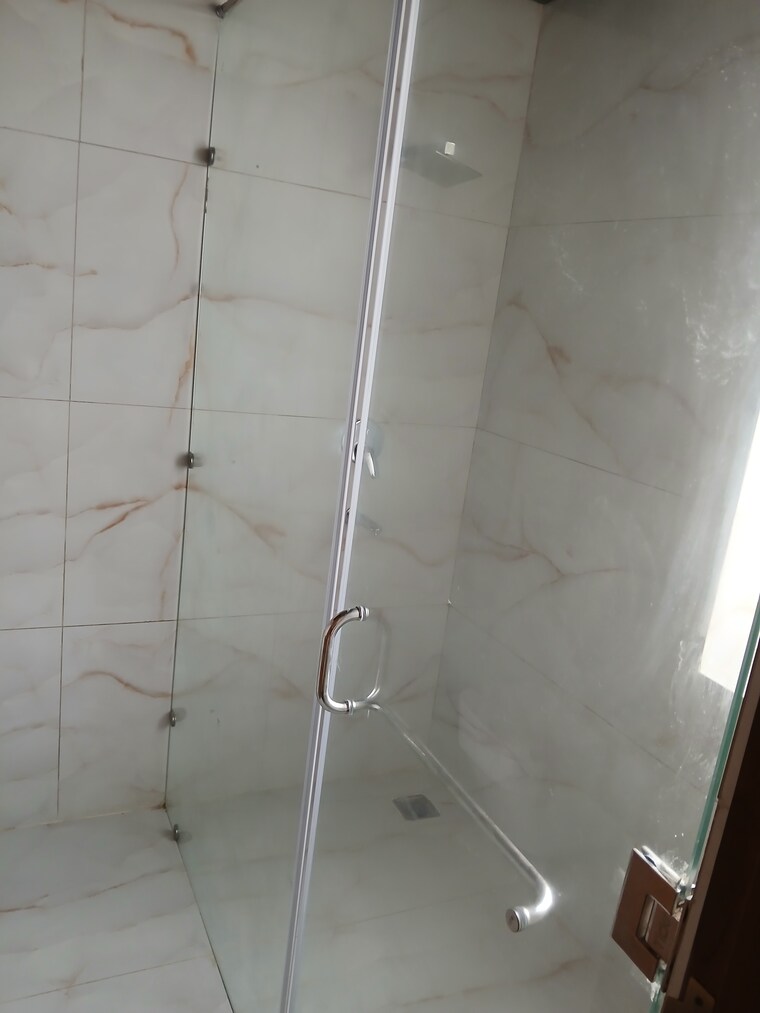 Bathroom, sector 9 3.5 Bedroom 2250 Sq.Ft. Builder Floor In Sector 9 Hisar 9667272