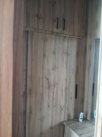 Room in 2 BHK Builder Floor at Sector 9 – for Rent