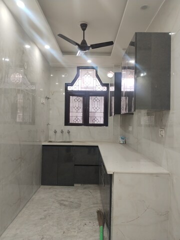 Kitchen in 3 BHK Builder Floor at Ashoka Enclave 3, Sector 35 – for Rent