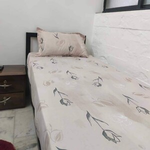 Room in  Pg at Jb Nagar – for Rent