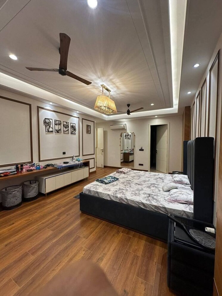 Bedroom, dlf-building-10 3 Bedroom 1875 Sq.Ft. Apartment In Dlf Phase ii Gurgaon 9667296