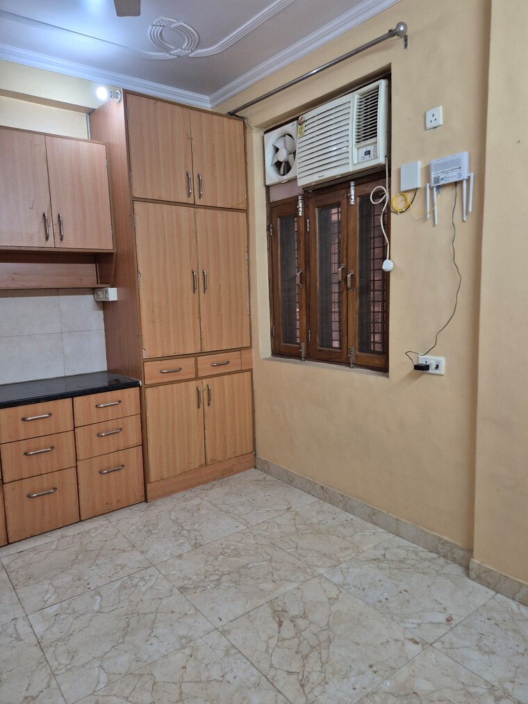 Kitchen, mayur vihar 1 RK 180 Sq.Ft. Builder Floor In Mayur Vihar Delhi 9667308