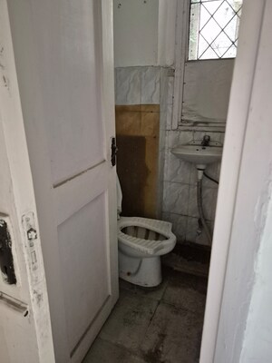 Kitchen in 3.5 BHK Apartment at Purvasha Apartments, Patparganj – for Sale