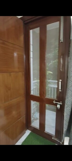 Furnished Amenities in 1 BHK Builder Floor at Saket – for Rent