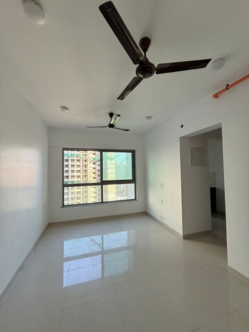 Furnished Amenities in 1 BHK Apartment at Kalpataru Immensa F, Kolshet Road – for Rent