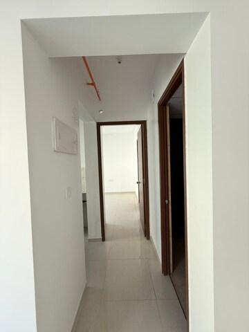 1 BHK Apartment For Rent in Kalpataru Immensa, Kolshet Road