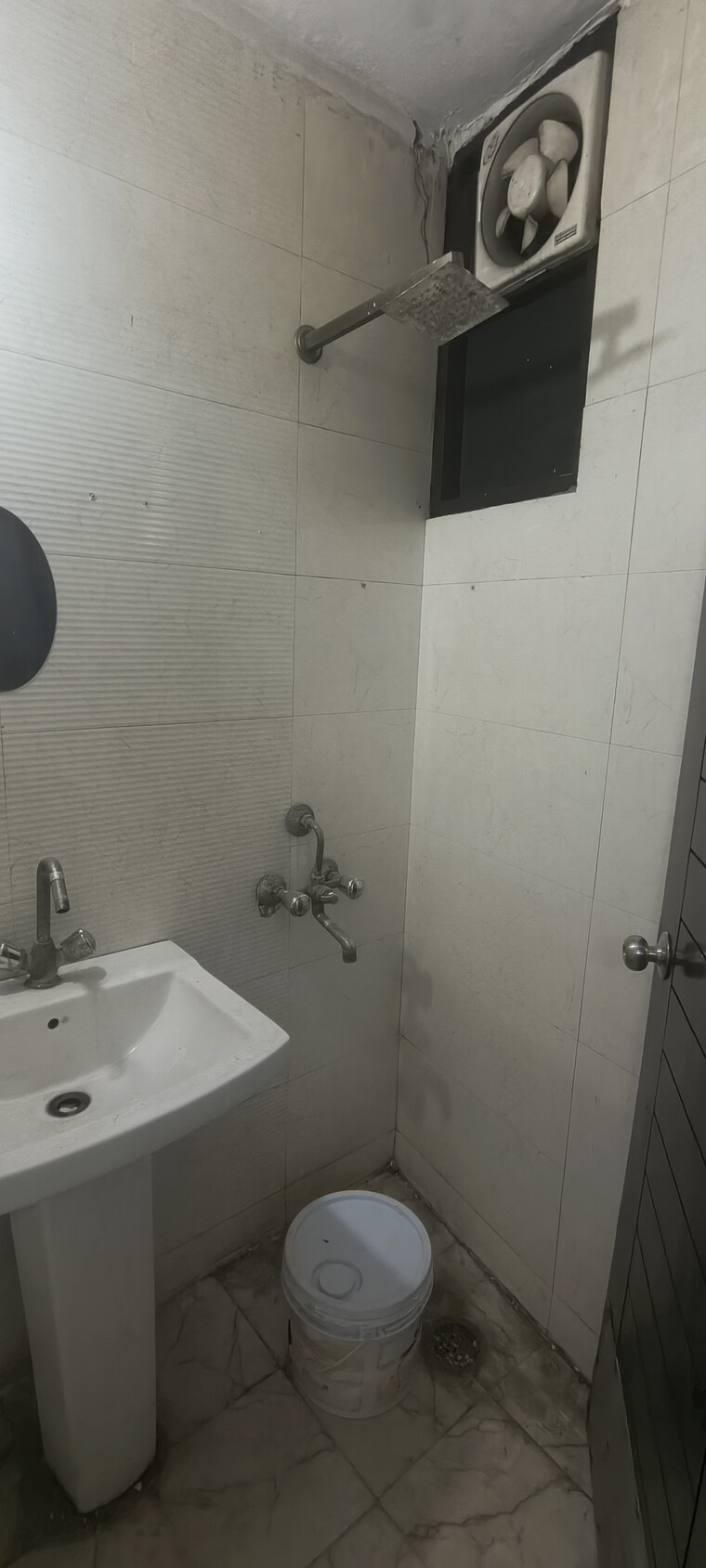 Bathroom, panchsheel vihar 1 Bedroom 450 Sq.Ft. Builder Floor In Panchsheel Vihar Delhi 9667342