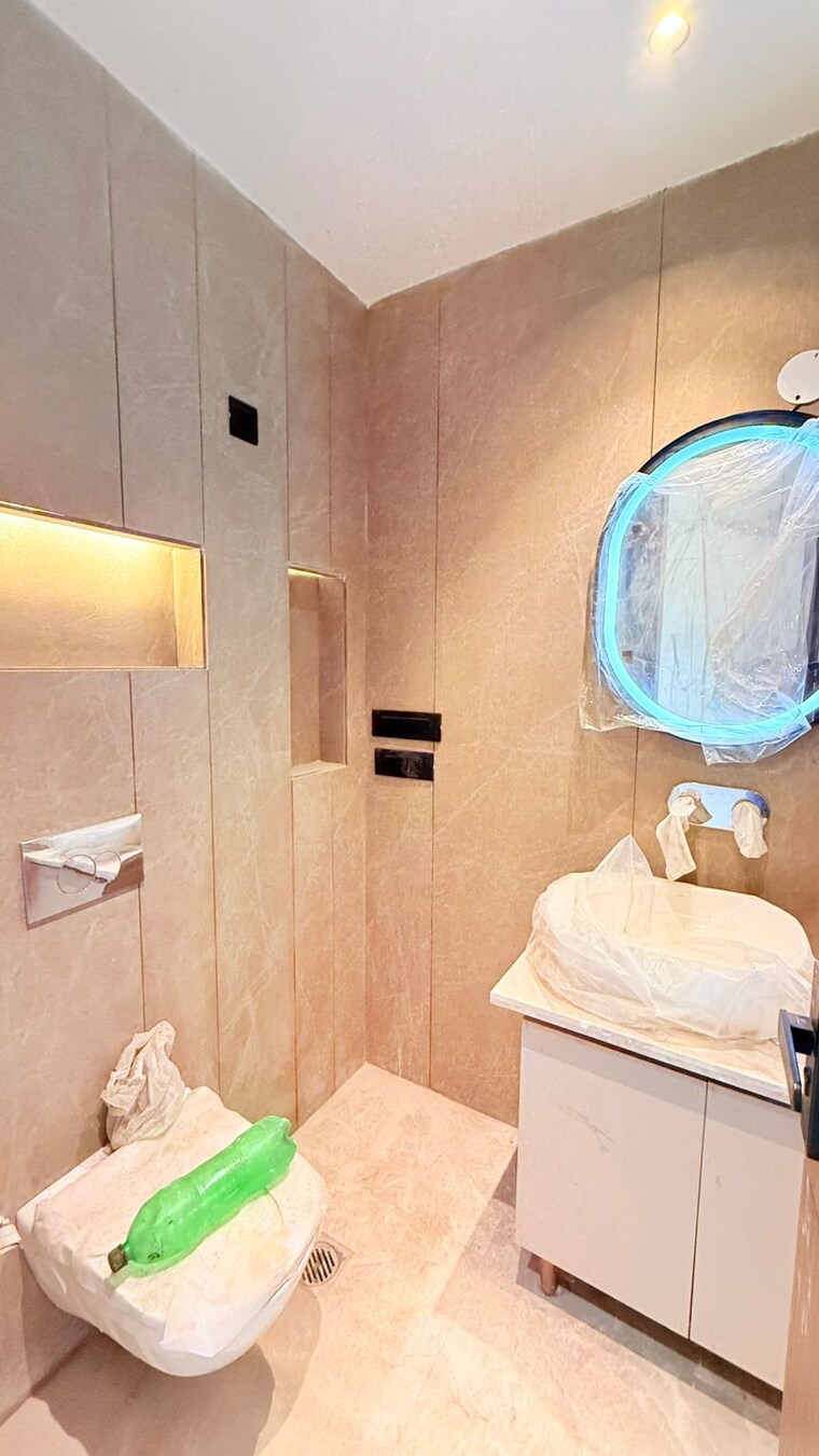 Bathroom, anant-raj-ashok-estate 4 Bedroom 300 Sq.Ft. Builder Floor In Sector 63a Gurgaon 9667340