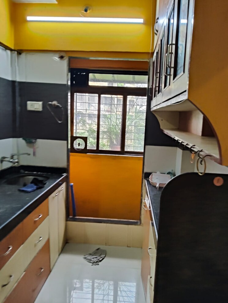 Team Area, shraddha-tower 2 Bedroom 995 Sq.Ft. Apartment In Kandivali East Mumbai 9667360