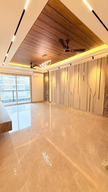 Kitchen in 3 BHK Builder Floor at Ansal API Esencia, Sector 67 – for Sale