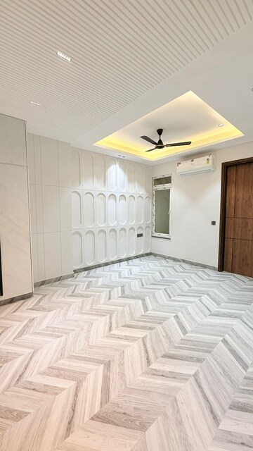 Bedroom in 3 BHK Builder Floor at Ansal API Esencia, Sector 67 – for Sale