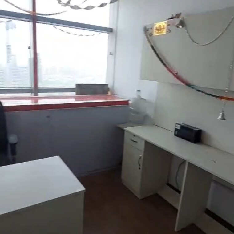 Team Area, ats-bouquet Commercial Office Space 2600 Sq.Ft. In Sector 132 Noida 9667378