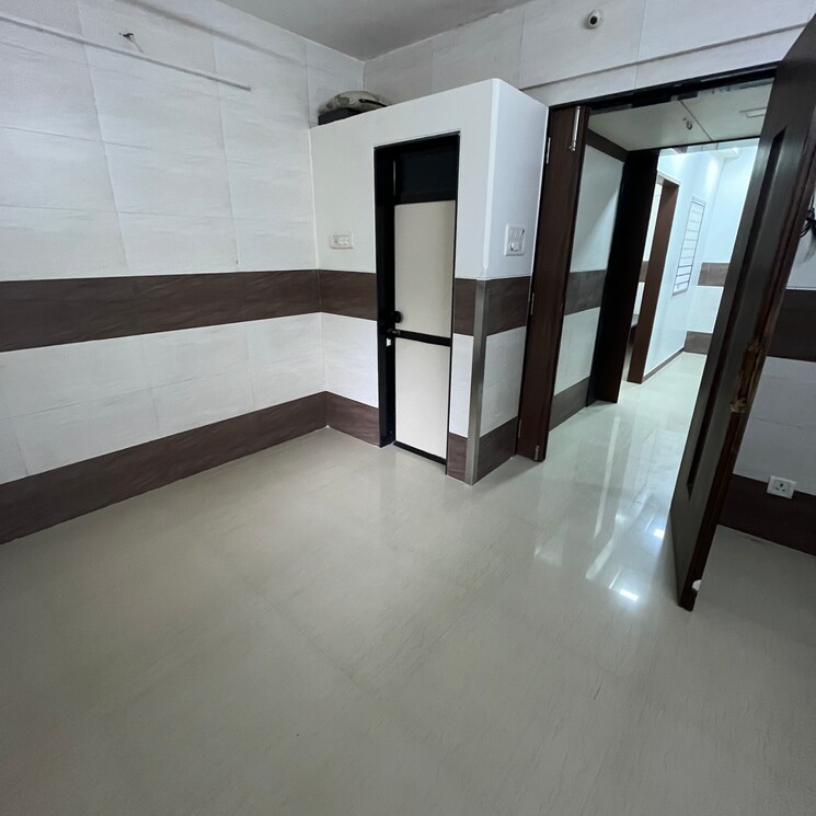 Other, vrindavan-society-borivali-west Commercial Office Space 2200 Sq.Ft. In Poisar Mumbai 9667377