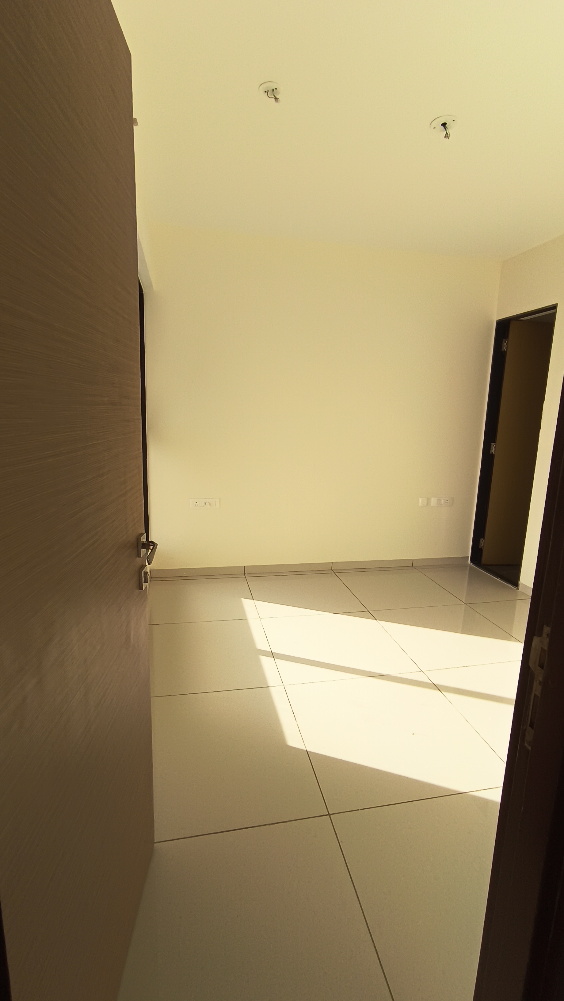 2 BHK + Study Room Apartment For Sale in Chandak 34 Park Estate