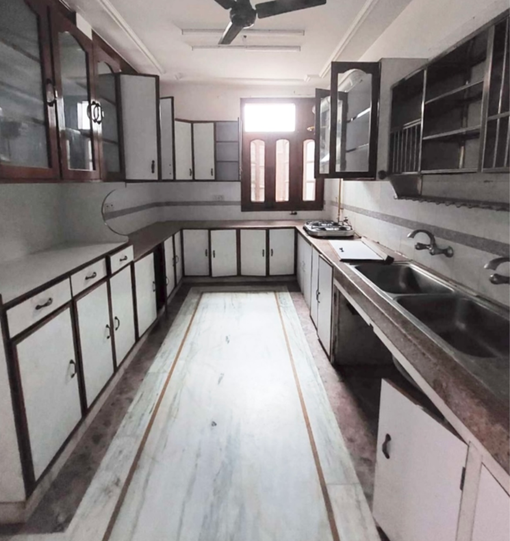 Balcony, green park extension 4 Bedroom 3400 Sq.Ft. Builder Floor In Green Park Extension Delhi 9667386