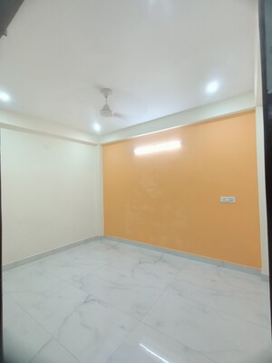 Room in 2 BHK Builder Floor at Saket – for Rent