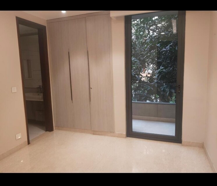 Room, greater kailash i 3 Bedroom 1800 Sq.Ft. Builder Floor In Greater Kailash I Delhi 9667397