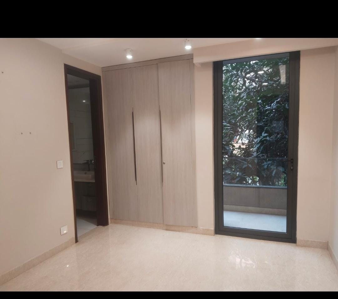 3 BHK + Servant Room Builder Floor For Rent in Greater Kailash I