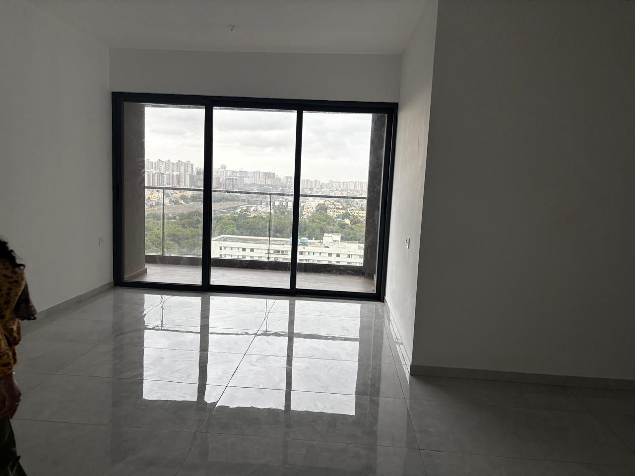 3 BHK Apartment For Rent in Mantra Mirari
