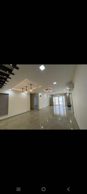 Room in 3 BHK Apartment at Vascon Forest County, Kharadi – for Rent