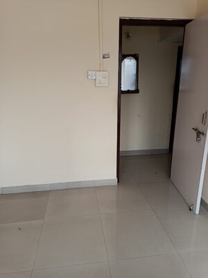Master Bedroom in 1 BHK Apartment at Mahalaxmi CHS Worli, Worli – for Rent