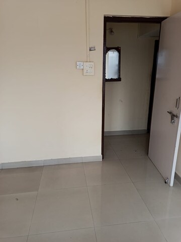 Master Bedroom in 1 BHK Apartment at Mahalaxmi CHS Worli, Worli – for Rent