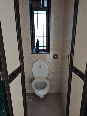 Bathroom in 1 BHK Apartment at Mahalaxmi CHS Worli, Worli – for Rent