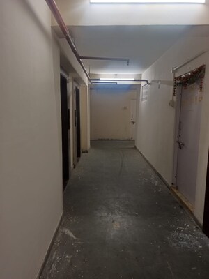 Building Lobby in 1 BHK Apartment at Shrinivas Tower, Lower Parel – for Rent