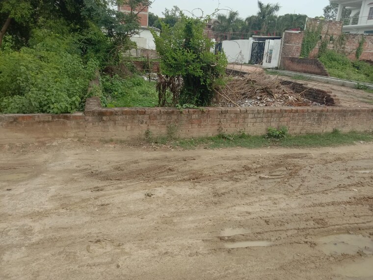undefined, sarojini nagar  2500 Sq.Ft. Plot In Sarojini Nagar Lucknow 9667467