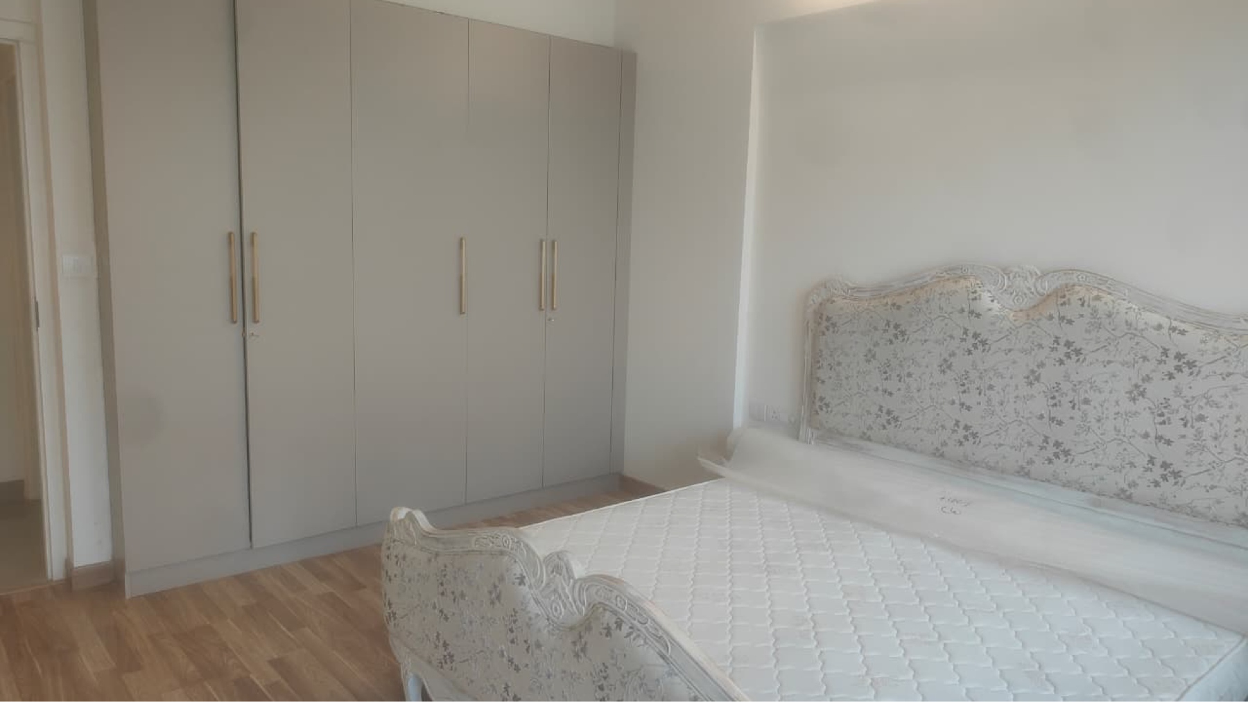 3 BHK Apartment For Rent in The Icon North