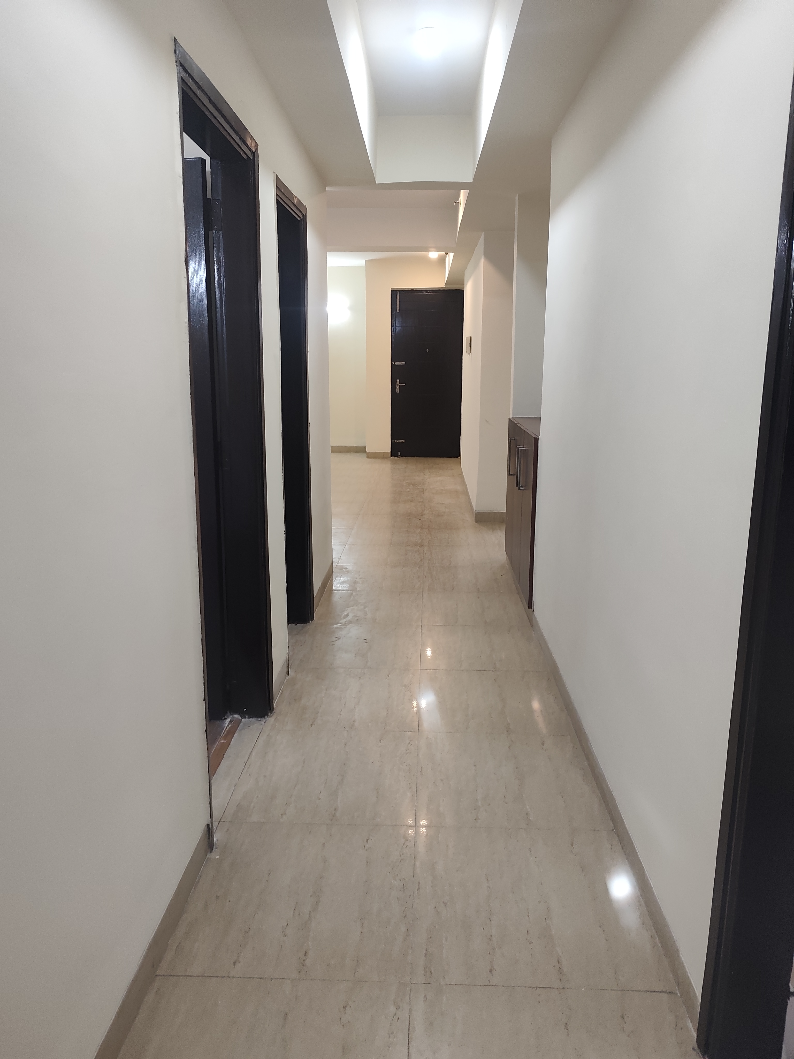4 BHK + Servant Room 3300 Sq.Ft. Apartment in Dasnac Burj