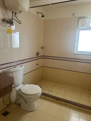 Bathroom in 4 BHK Apartment at DLF Westend Heights, Sector 53 – for Rent